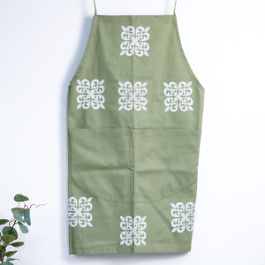 Bring fun to your kitchen with this colorful hand block-printed apron. Made from dead-stock fabric reclaimed from fast fashion, this apron is perfect holiday or house-warming gift.